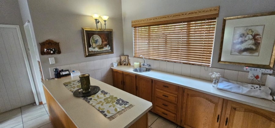 4 Bedroom Property for Sale in Protea Park North West